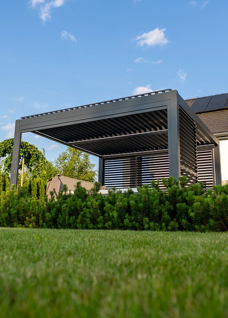 Elektryczna pergola tarasowa PRIME z oświetleniem LED-Umbroso,zadaszenia tarasowe i parasole premium